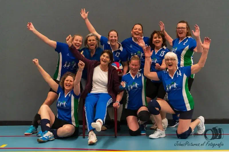 Dames 2 is kampioen